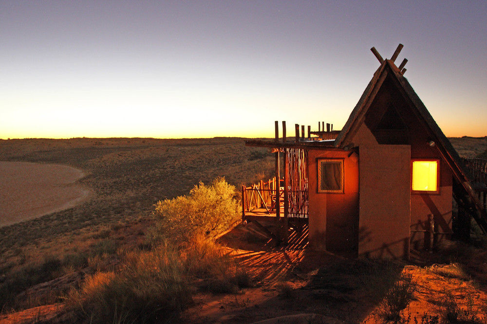 Xaus Lodge Twee Rivieren Exterior foto