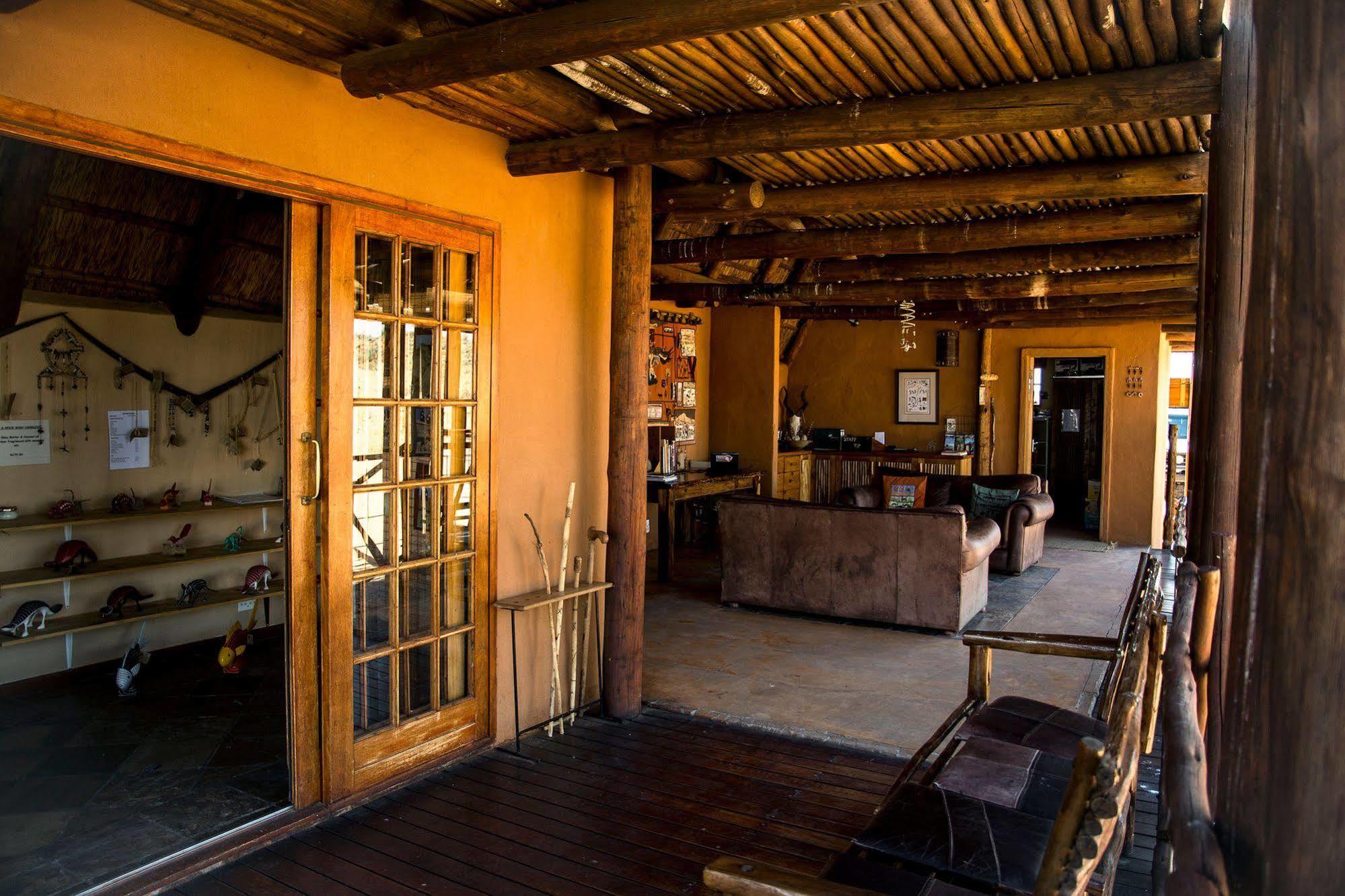Xaus Lodge Twee Rivieren Exterior foto